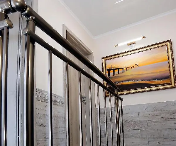 Deluxe 2 Center Burgas Stad