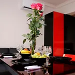 Deluxe 2 Center Бургас